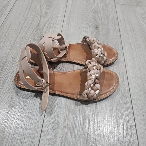 Aldo Sandal Color Brown with Pink straps size 7 - Picture 2 of 3